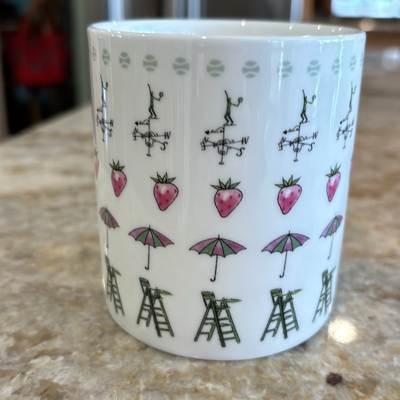 Wimbledon Rain Delay Mug - Picture 2 of 5